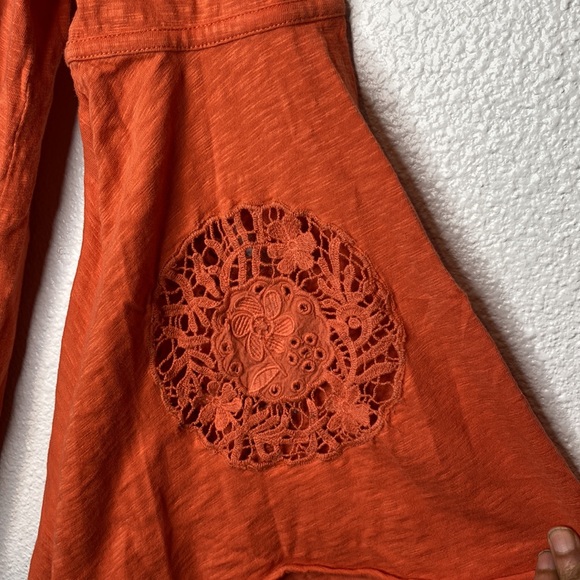 Sundance Bell Sleeve Top Size Small - Picture 5 of 5